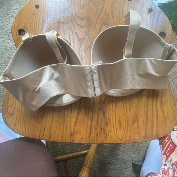 Cacique Cream MultiWay Bra with Molded Cups 42D - Picture 2 of 5